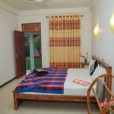 היקדואה Hasaranga Holiday House מראה חיצוני תמונה