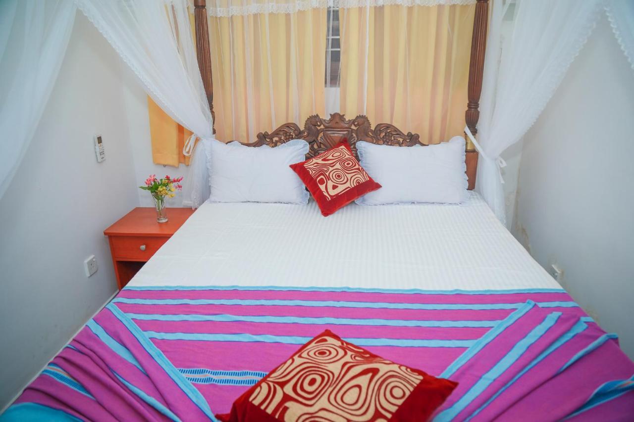 היקדואה Hasaranga Holiday House מראה חיצוני תמונה