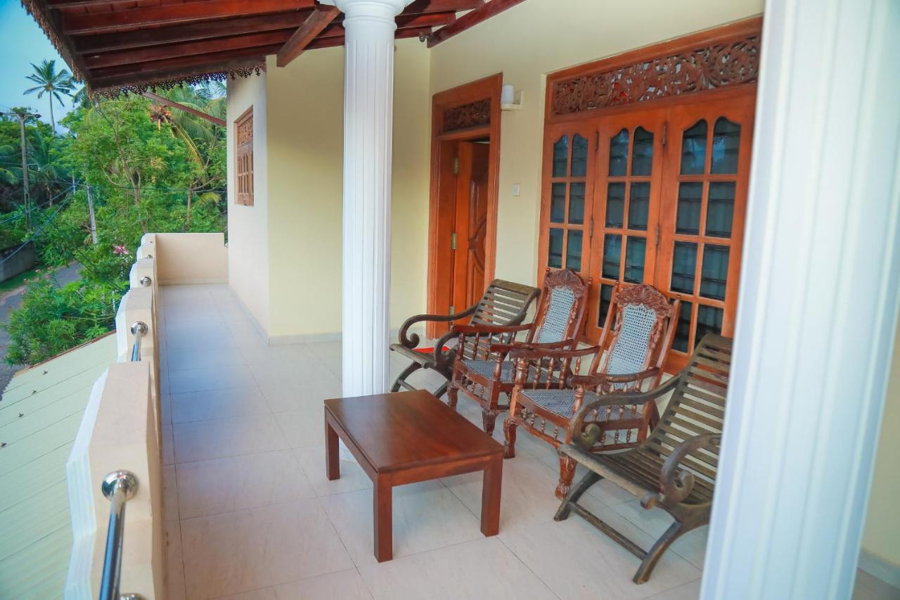 היקדואה Hasaranga Holiday House מראה חיצוני תמונה