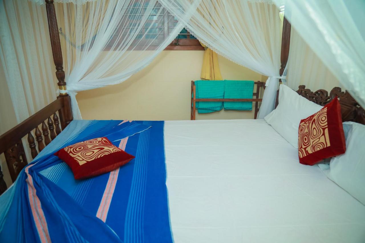 היקדואה Hasaranga Holiday House מראה חיצוני תמונה